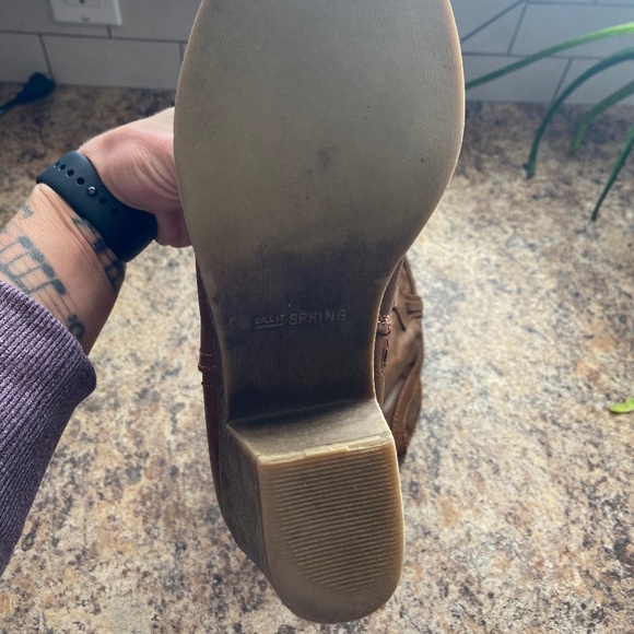 Call It Spring Heeled Leather Boots - Size 7 - Picture 5 of 7